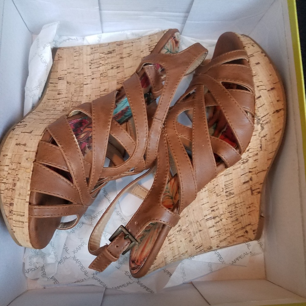 open toe wedges